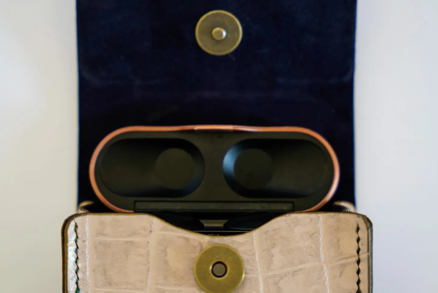 Earphone case v3