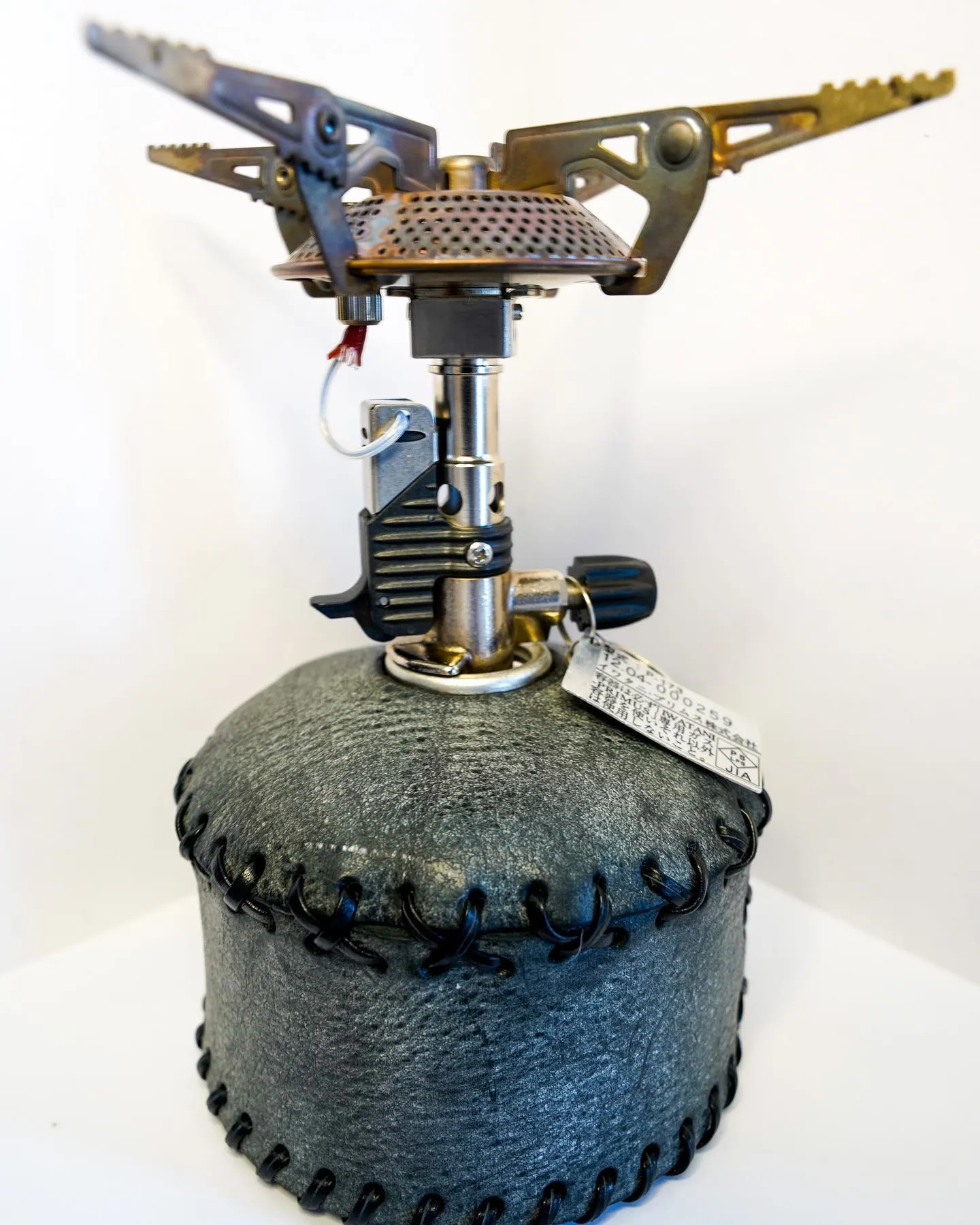 Gas can holder v1